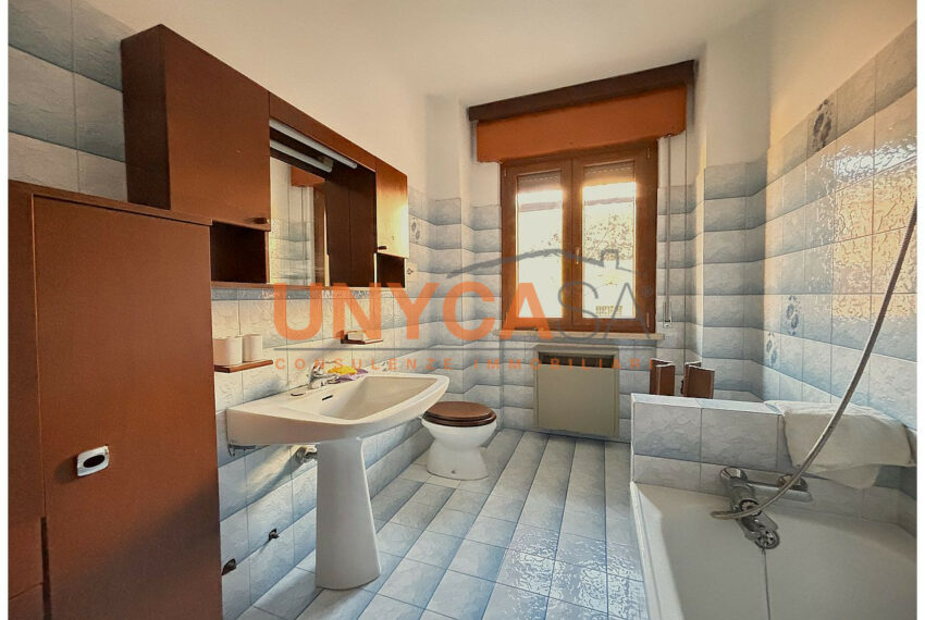 3850344-009__unycasa-borgo_venezia-appartamento-tre_camere__7_wmk_0